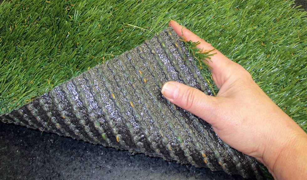 Playground Turf Rubber Mulch Vs. Wood Mulch Vs. Artificial Turf