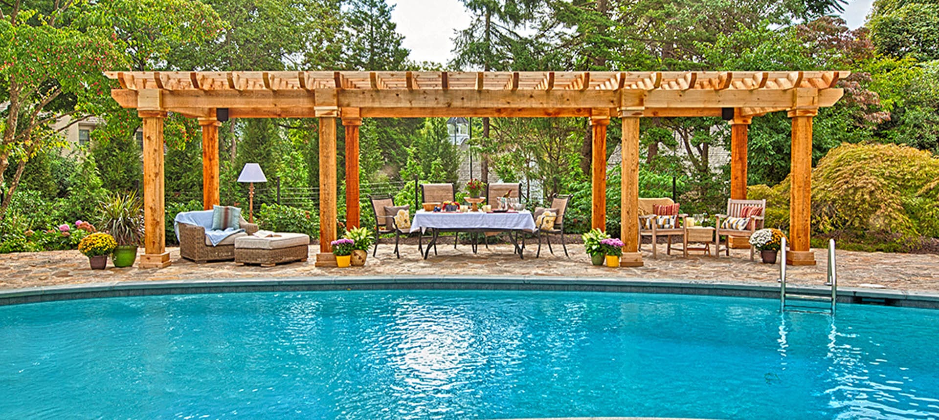 outdoor-living-pergola-artisan-cedar-10x32_0