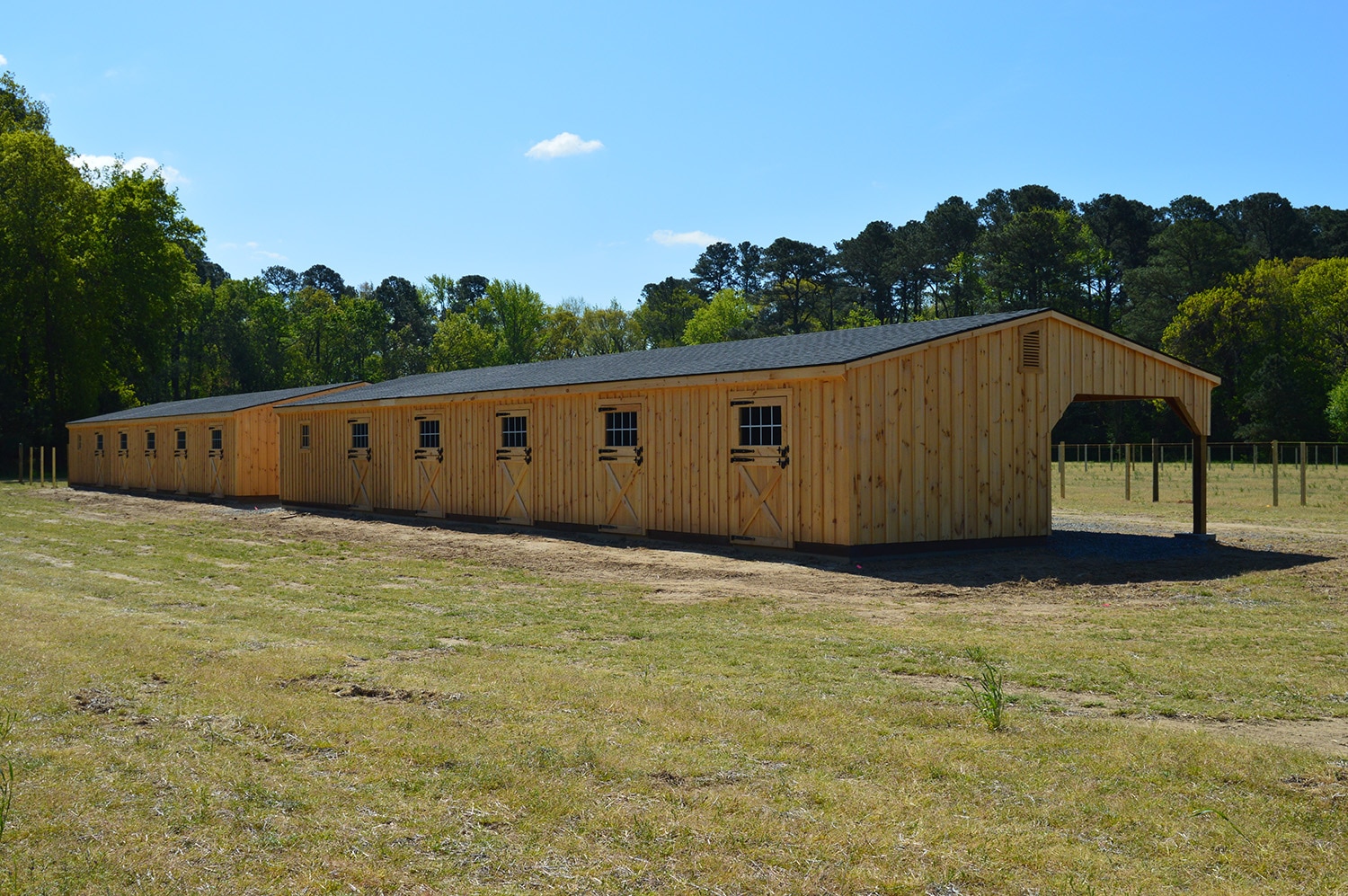 10b-2-12x72-shedrow-barns-with-12ft-overhang