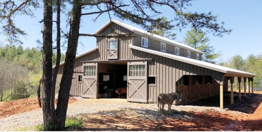 center aisle barn