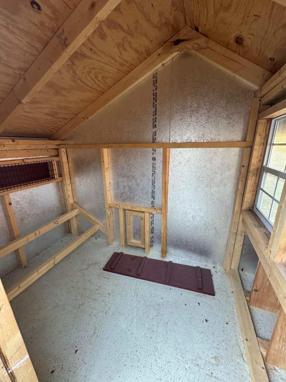 7x12 Quaker Combo Coop – Charcoal Shingle Roof - Image 3