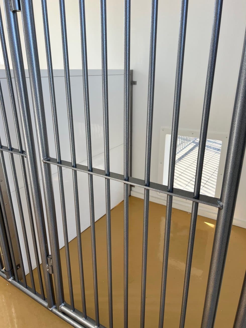 8x16 Double Kennel with Aluminum Fronts - Located in Atglen PA! - Image 3