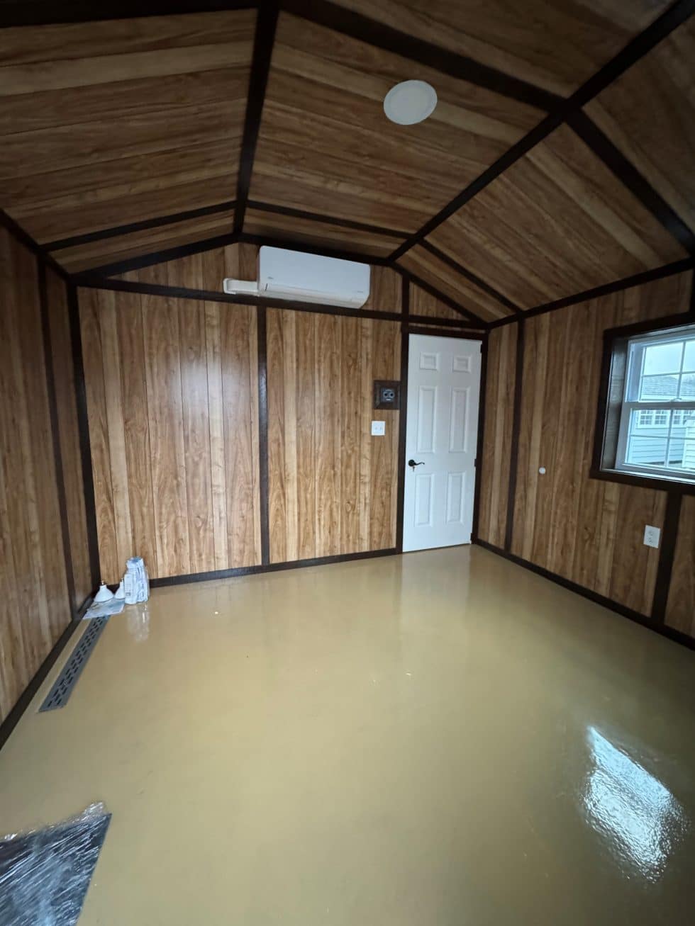 12x42 8 Box Kennel with Red Metal Roof - Located in Atglen PA! - Image 3