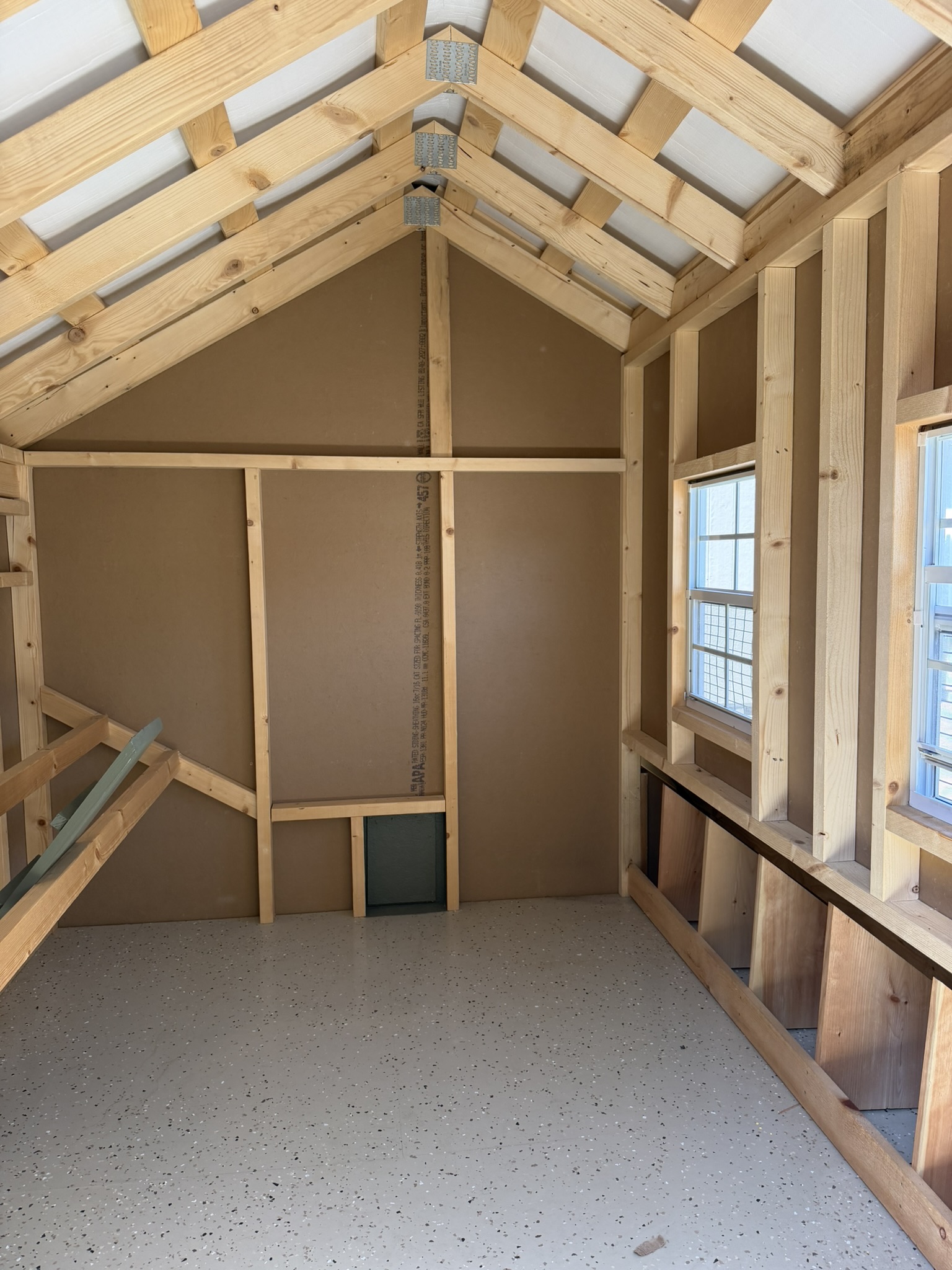 6x8 Quaker - Black Metal Roof - Located in Atglen, PA ! - Image 4