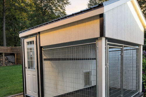 8x10 One Box Kennel - Black Metal Roof - New Style Quiet Close Dog Door - Located in Atglen, PA!