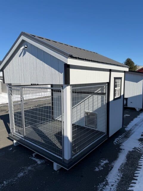 K9 Conference - Upgraded- 8x10 One Box Kennel - Charcoal Metal Roof - Located in Myrtle Beach, SC! - Image 3