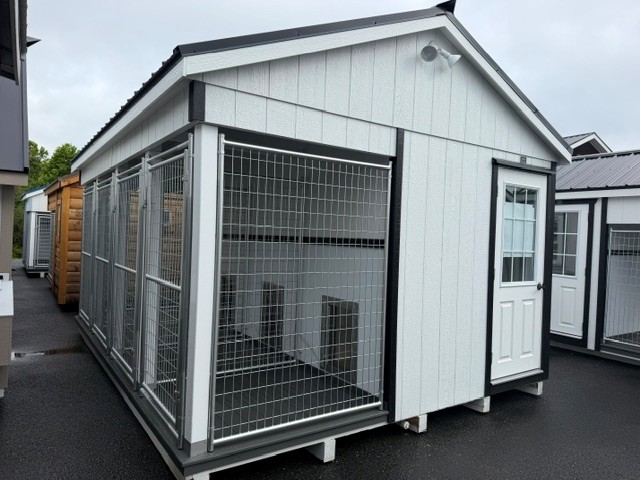 12x16 Four Run Kennel - Located in Atglen, PA! - Image 4