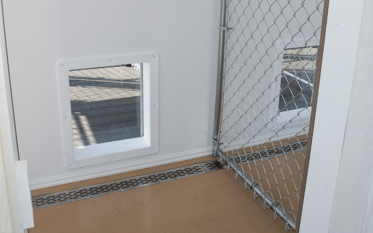10x16 interior-size 1