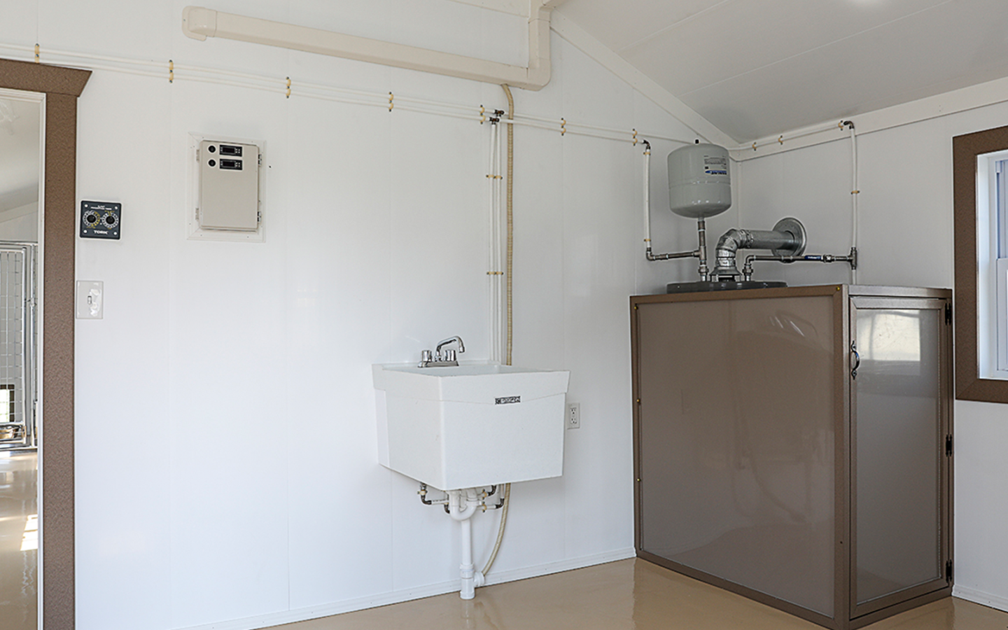 14x30 interior-size 3